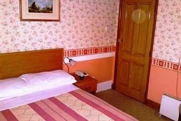 The Abbey Hotel Battle 7