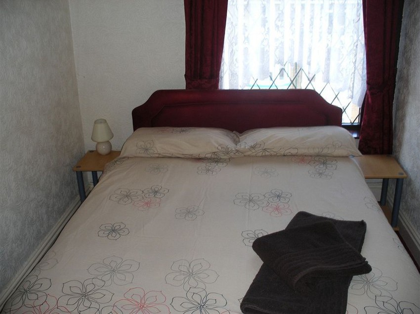 Leatham Park Hotel 1