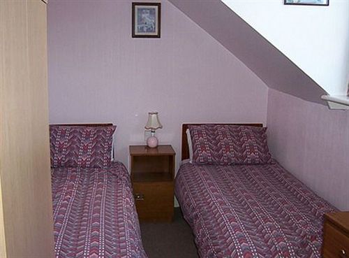 Hotel Olivers Guest House