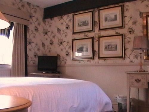 Hotel Sibson Inn 8