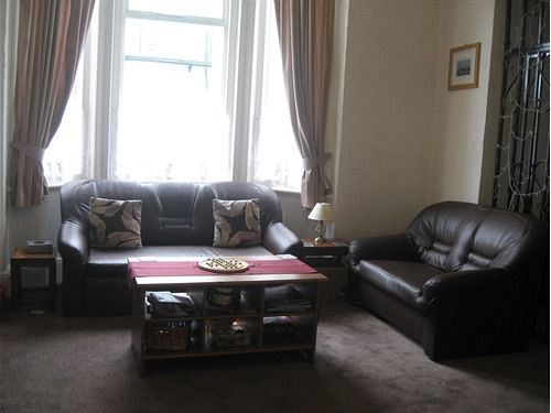 Hotel Chequers Guest House