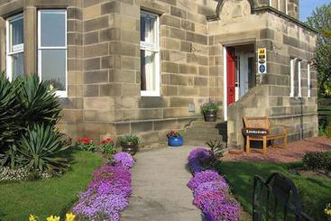 Hotel Ravensdown House