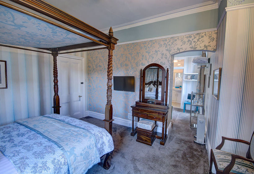 Grovefield Manor Hotel 2