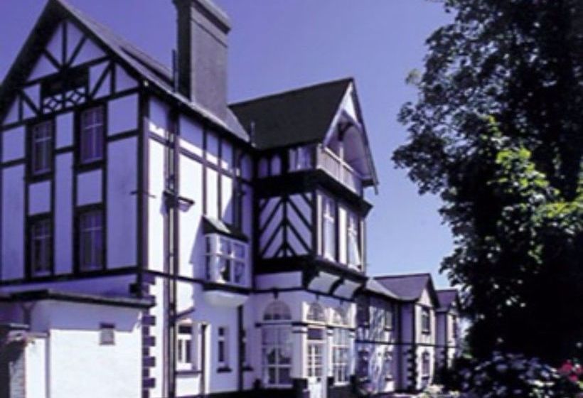 Rosemullion Hotel - Guest House