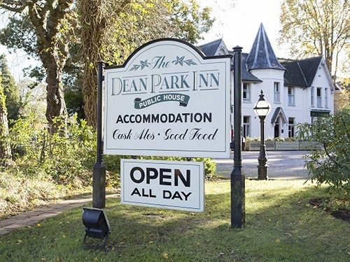 Hôtel Dean Park Inn 1