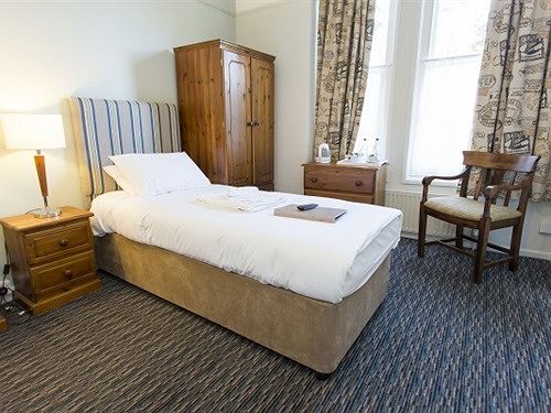 Hôtel Dean Park Inn 3