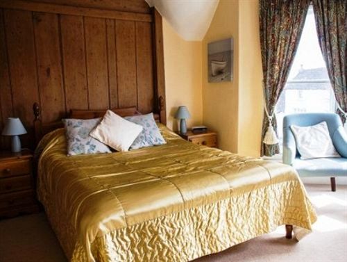 Hotel The Ship At Newnham 1