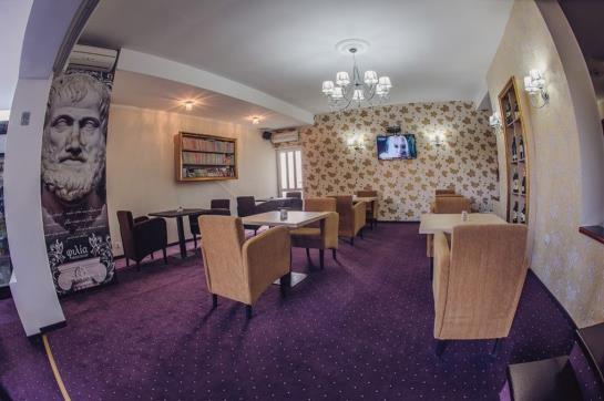 Hotel Philia 14