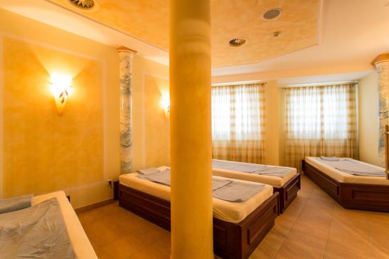 Mittagskogel Hotel 1