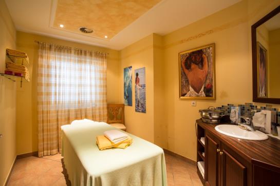 Mittagskogel Hotel 10