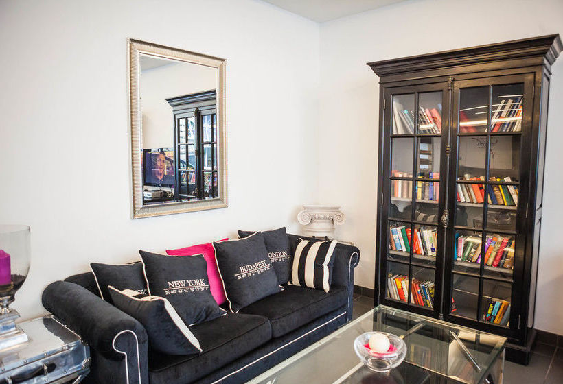 Arthotel Ana Boutique Six 14