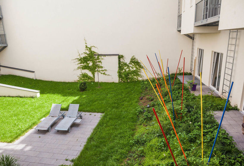 Arthotel Ana Boutique Six 17