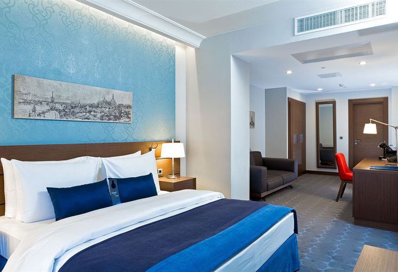 Hotel Radisson Blu Podil