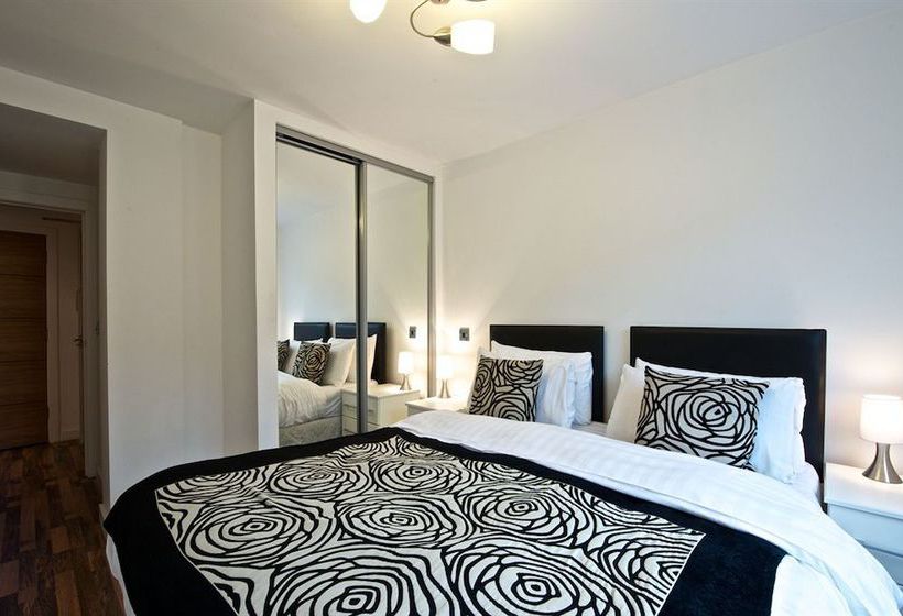Dreamhouse Apartments Manchester City West