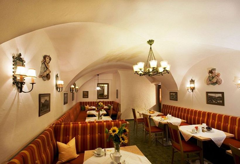 Hotel Apartamentos Krone 1512