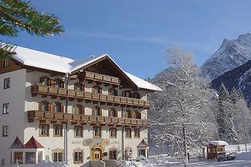 Hotel Gasthof Zur Post 12