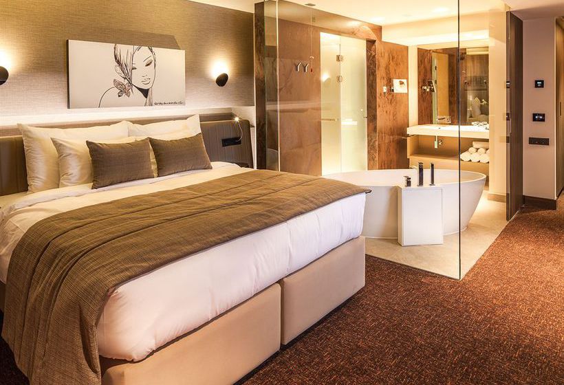 Kronwell Brasov Hotel