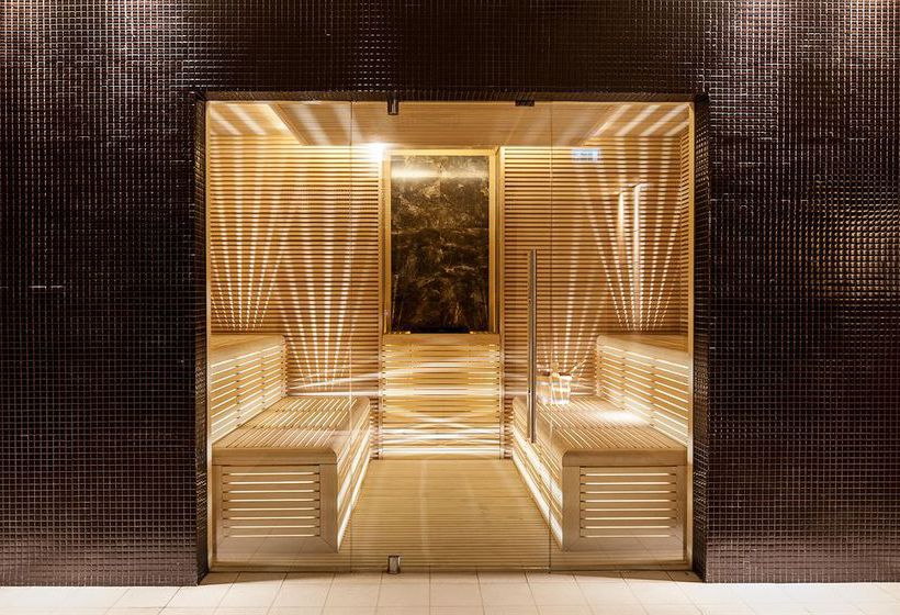 Kronwell Brasov Hotel 2