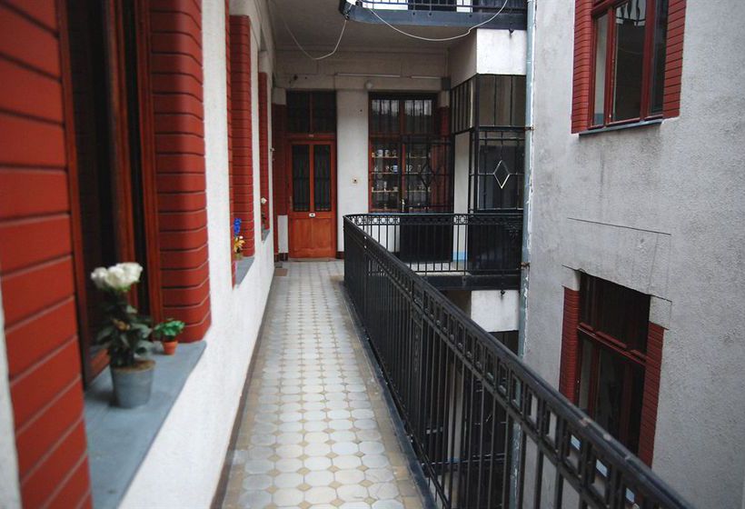 Hôtel Ferenciek Square Apartments