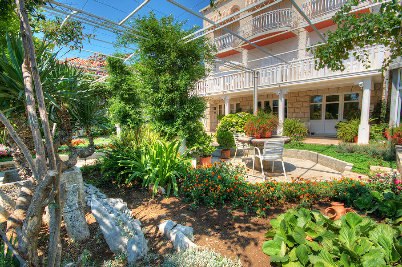 Hotel Apartments Cakelic