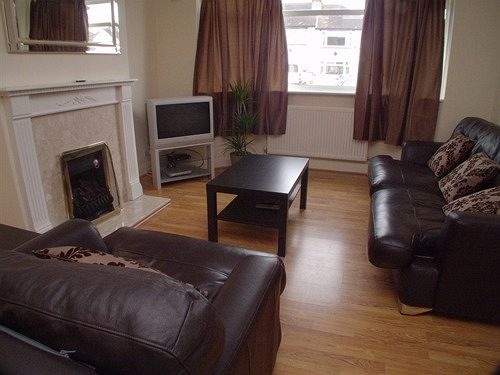 Hotel Sutton Place Apartments