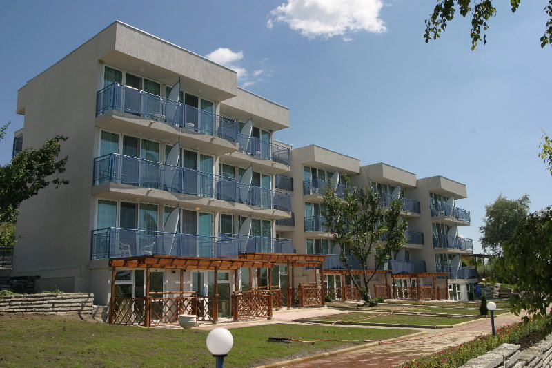 Hotel White Lagoon 1