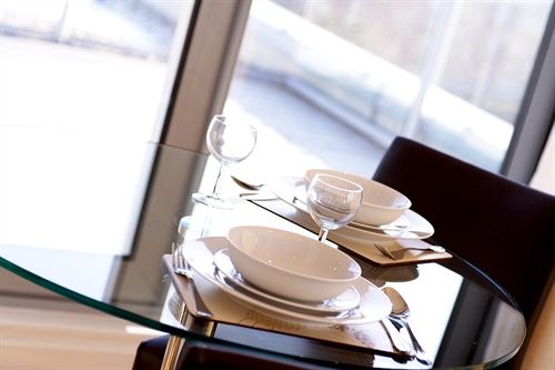 SACO Aparthotel Farnborough 15