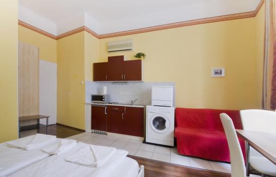 Club Apartments & Rooms 20