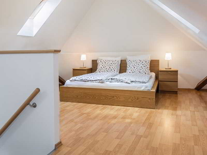 Apartments Happy Prague 2 15