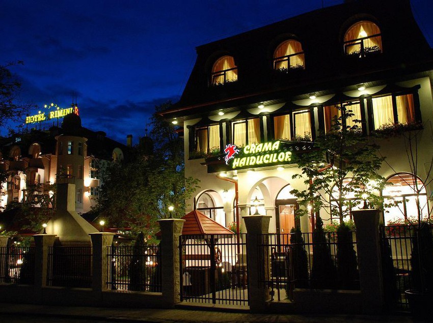 Hotel Crama Haiducilor-cluj Napoca