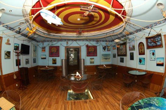 Sky High Hotel Airport 17