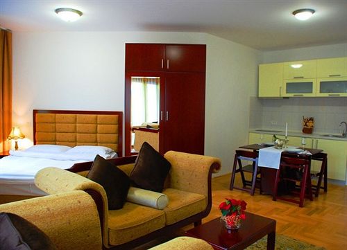 Magnolia Apartments 20