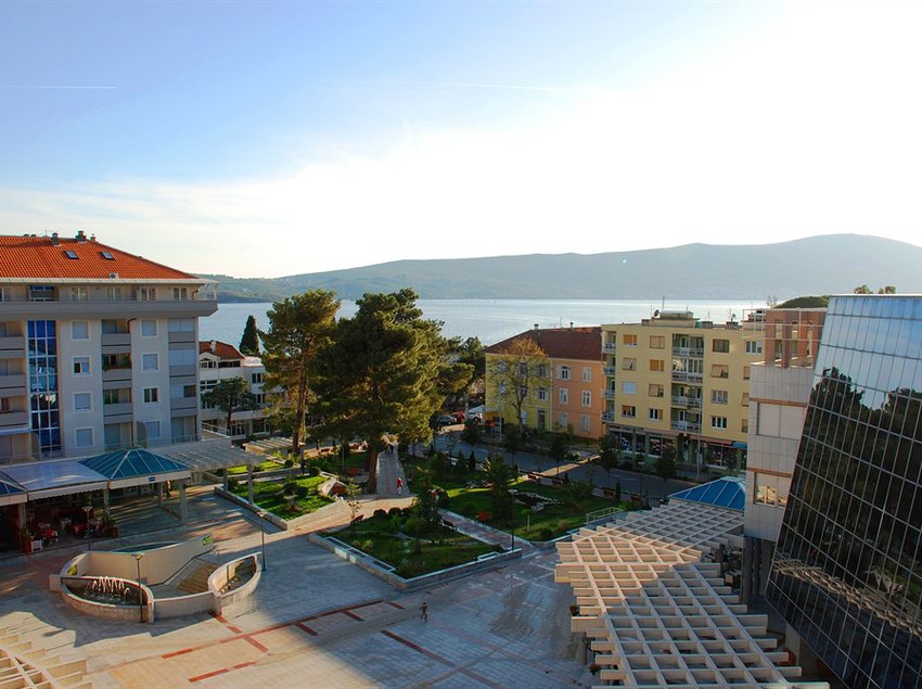 Magnolia Apartments 9