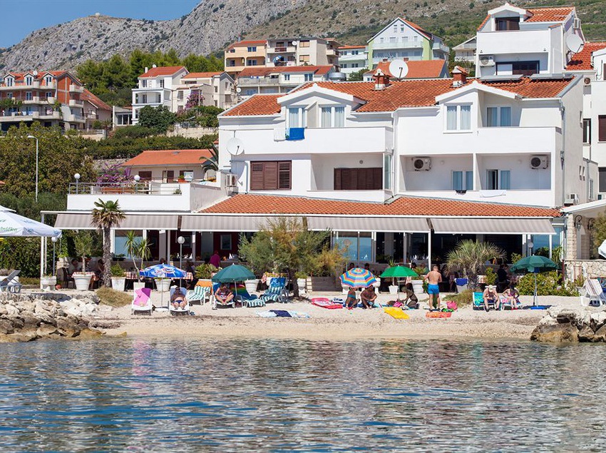 Hotel Pansion Amigos