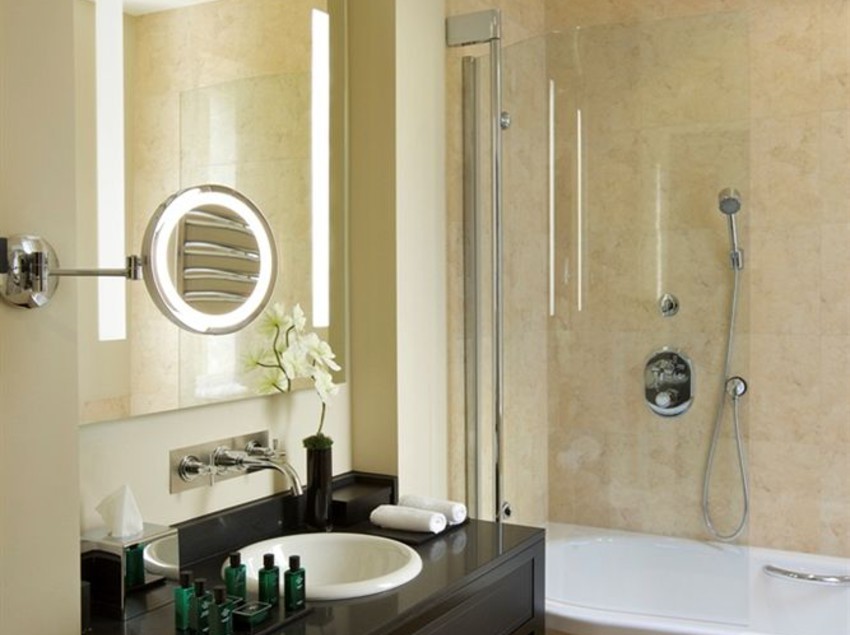 Hotel Modrzewie Park 18