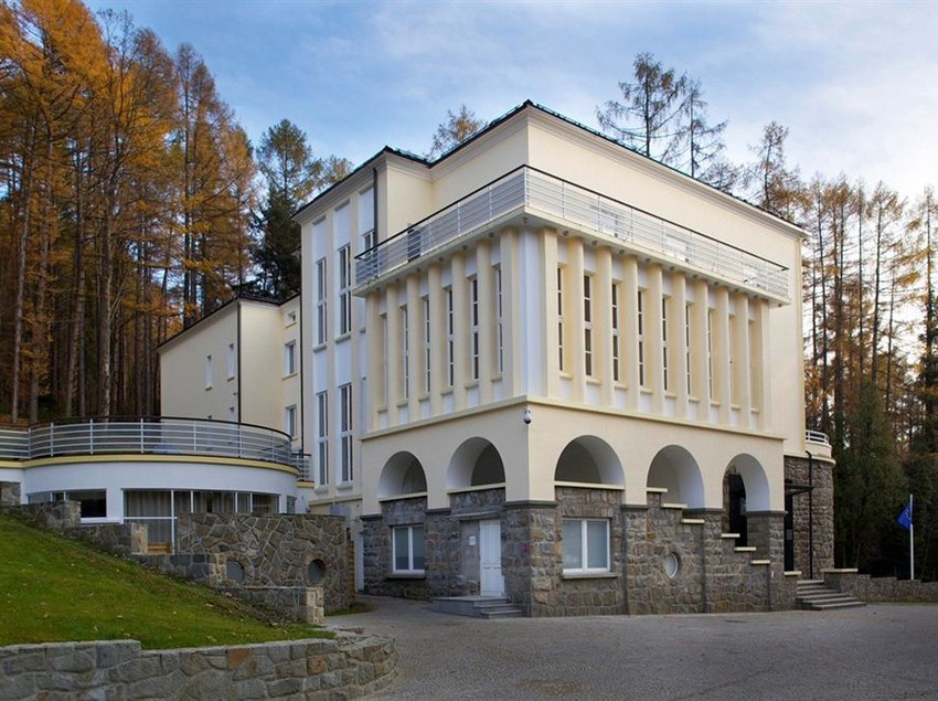 Hotel Modrzewie Park 3