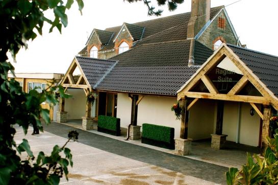 Bells Hotel & Forest Of Dean Golf Club 8