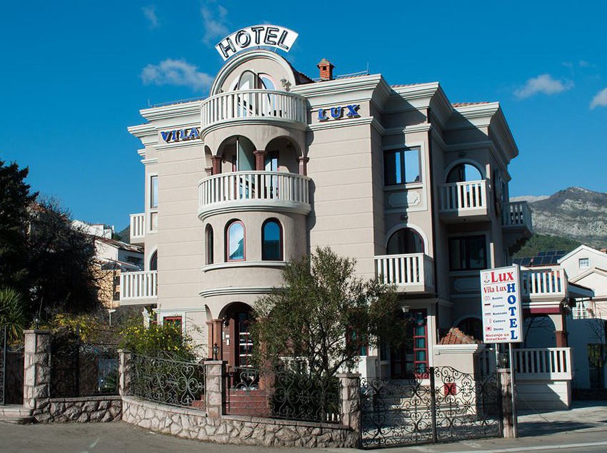 Hotel Vila Lux 8