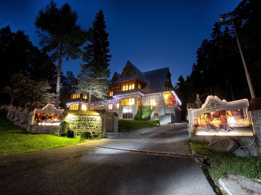 Hotel Dwór Karolówka