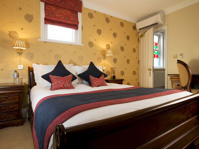 Hotel The Clarence 2