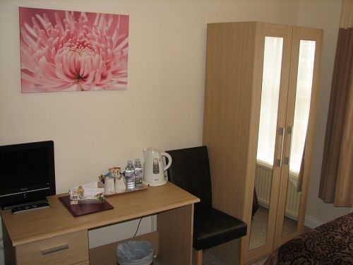 Pension Wensum Guest House 4