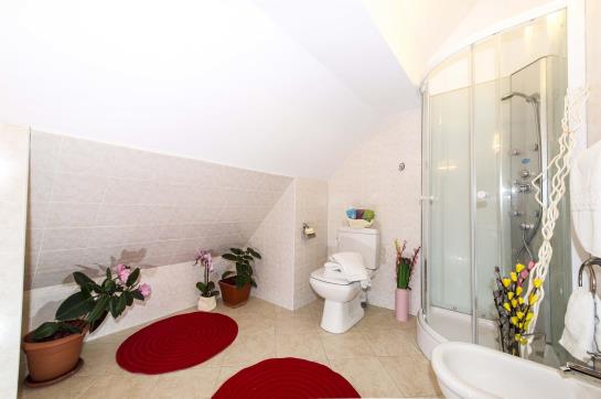 9 Suites Residence 18