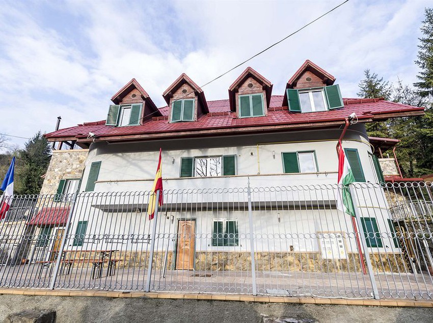 9 Suites Residence 6