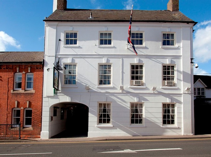 Hotel The Greyhound Coaching Inn