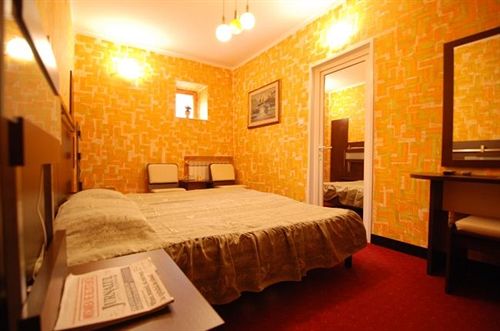 Hotel Pensiunea Italiana 12