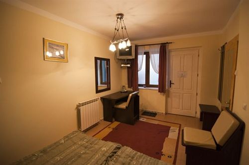 Hotel Pensiunea Italiana 3