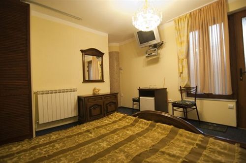 Hotel Pensiunea Italiana 5