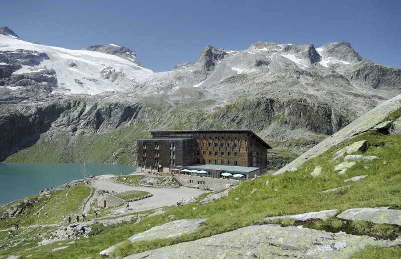 Berghotel Rudolfshütte 1