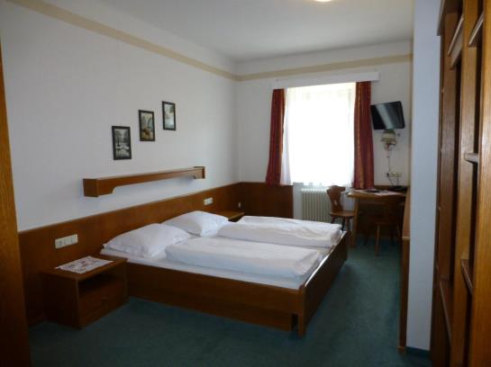 Landhotel Gut Puttererseehof 2