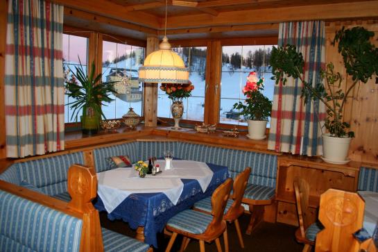 Hotel Alpen Aurora 4